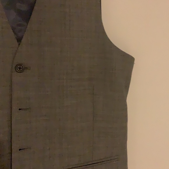 Best - Picture 2 of 3